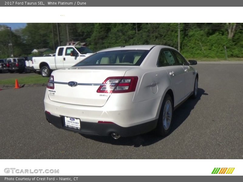 White Platinum / Dune 2017 Ford Taurus SEL