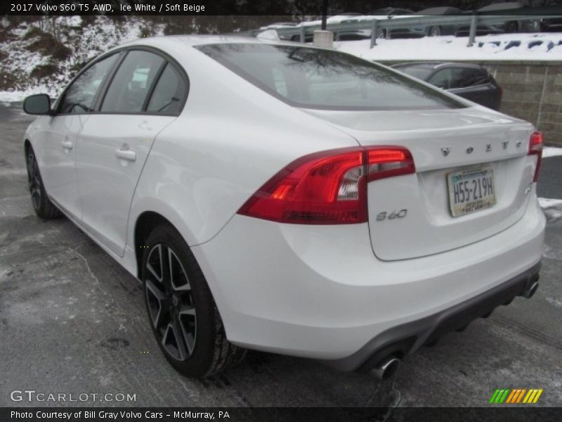 Ice White / Soft Beige 2017 Volvo S60 T5 AWD