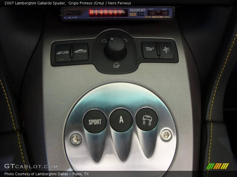  2007 Gallardo Spyder 6 Speed Manual Shifter