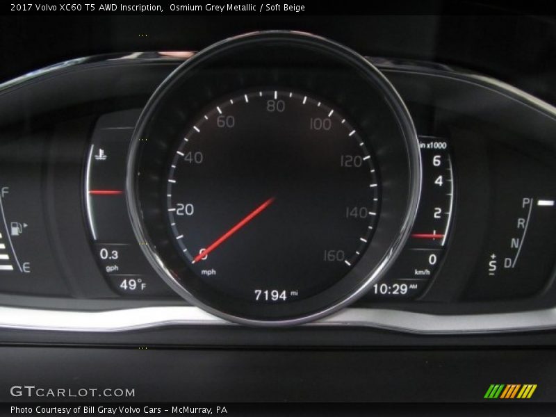 Osmium Grey Metallic / Soft Beige 2017 Volvo XC60 T5 AWD Inscription