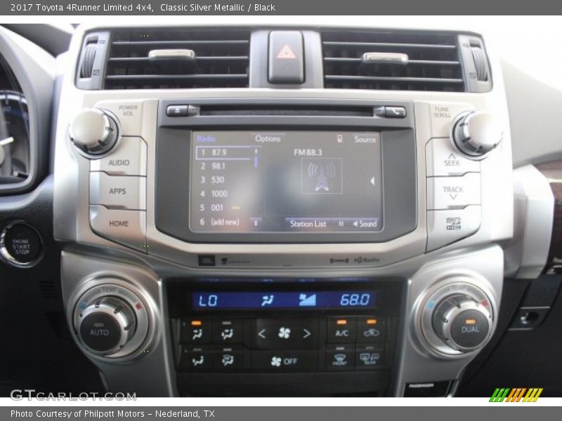 Classic Silver Metallic / Black 2017 Toyota 4Runner Limited 4x4