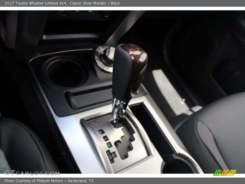 Classic Silver Metallic / Black 2017 Toyota 4Runner Limited 4x4