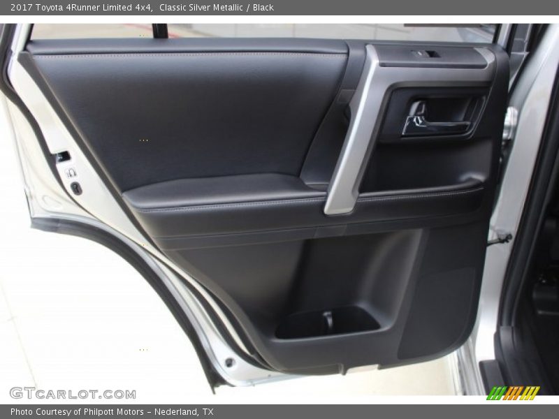 Classic Silver Metallic / Black 2017 Toyota 4Runner Limited 4x4