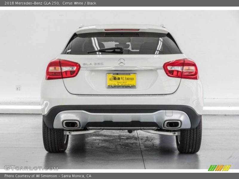 Cirrus White / Black 2018 Mercedes-Benz GLA 250