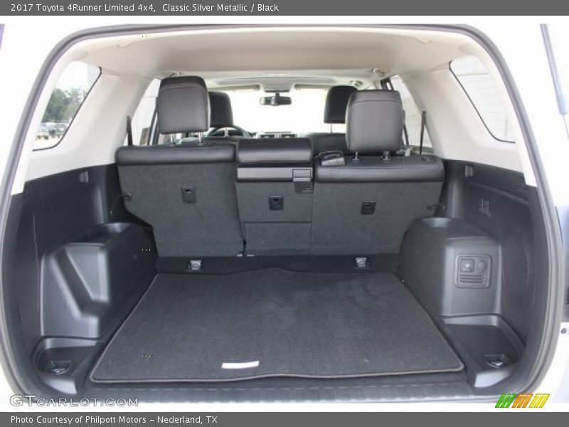 Classic Silver Metallic / Black 2017 Toyota 4Runner Limited 4x4