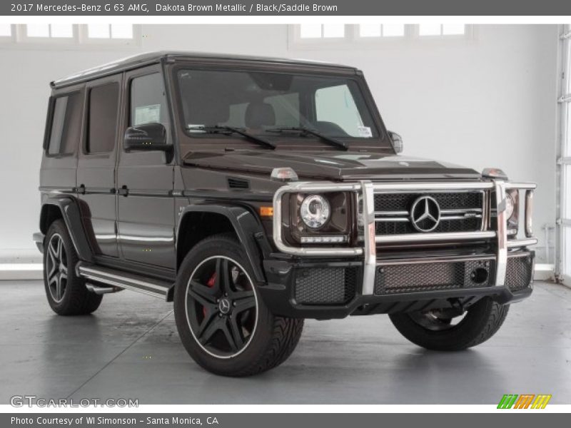 Front 3/4 View of 2017 G 63 AMG