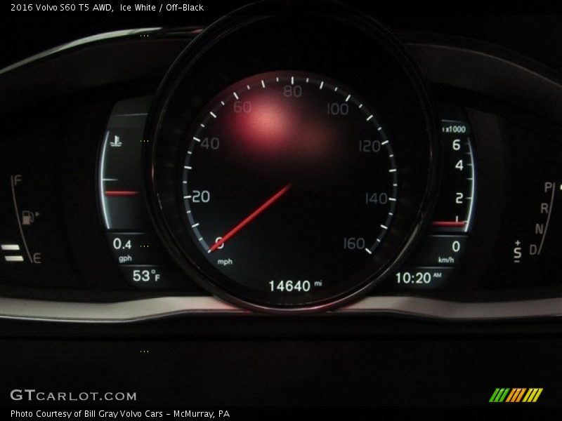 Ice White / Off-Black 2016 Volvo S60 T5 AWD
