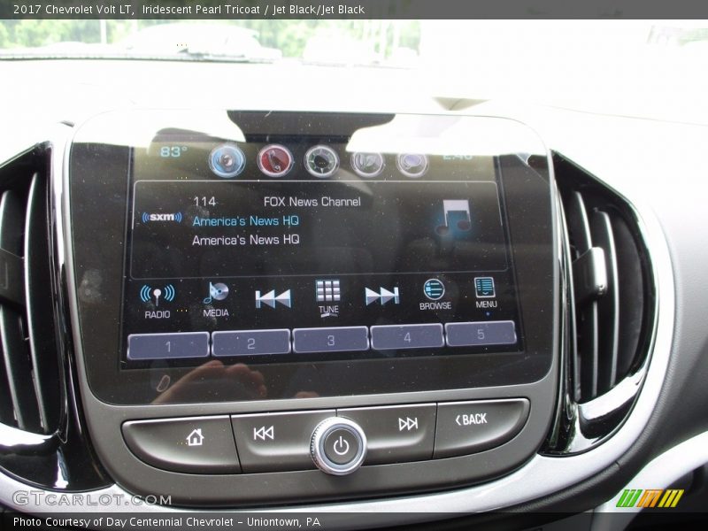 Iridescent Pearl Tricoat / Jet Black/Jet Black 2017 Chevrolet Volt LT