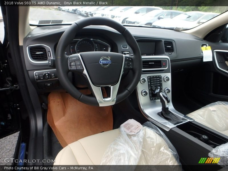  2018 S60 T5 AWD Dynamic Black Interior