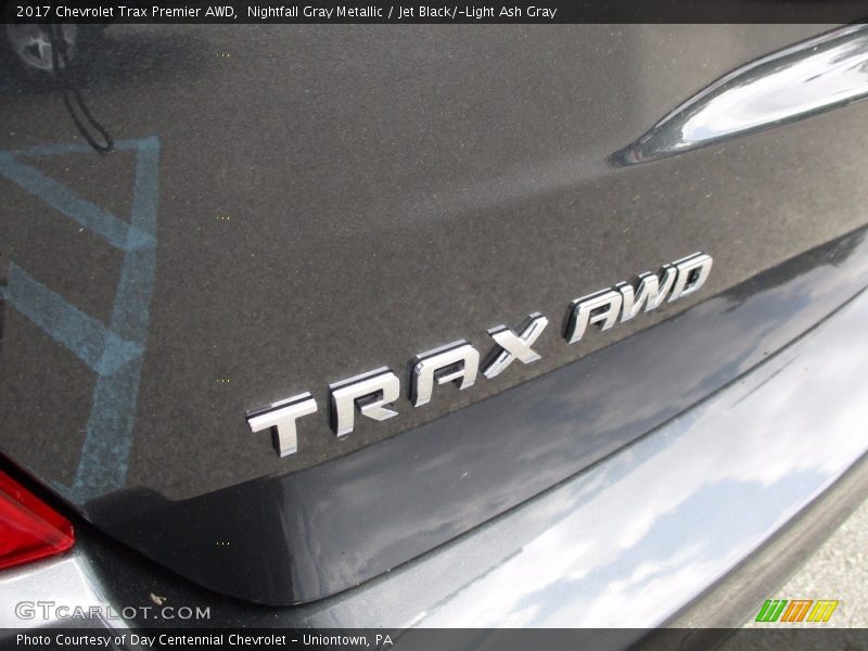 Nightfall Gray Metallic / Jet Black/­Light Ash Gray 2017 Chevrolet Trax Premier AWD