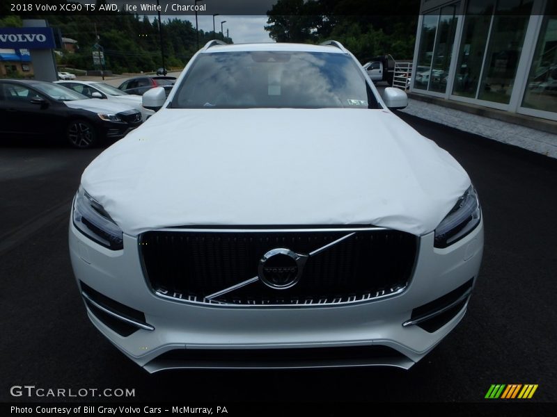Ice White / Charcoal 2018 Volvo XC90 T5 AWD