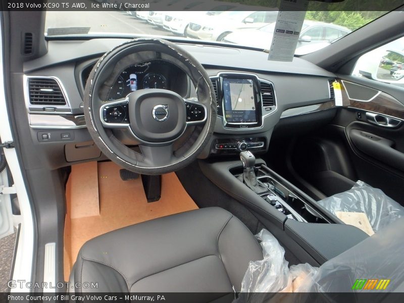  2018 XC90 T5 AWD Charcoal Interior
