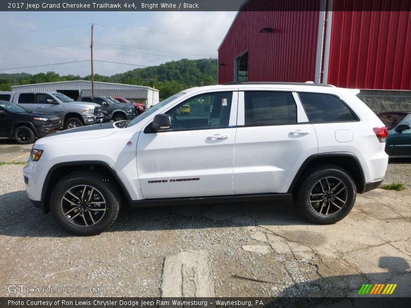 Bright White / Black 2017 Jeep Grand Cherokee Trailhawk 4x4