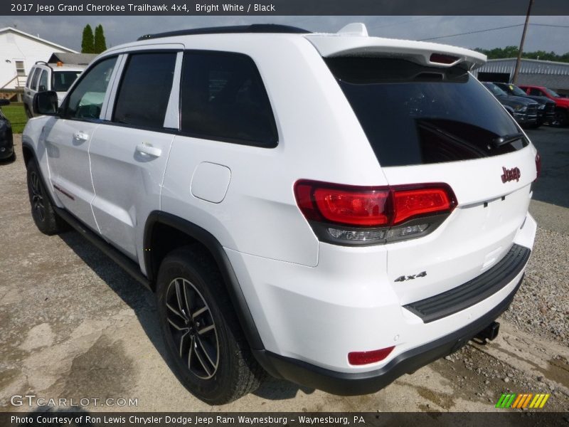 Bright White / Black 2017 Jeep Grand Cherokee Trailhawk 4x4