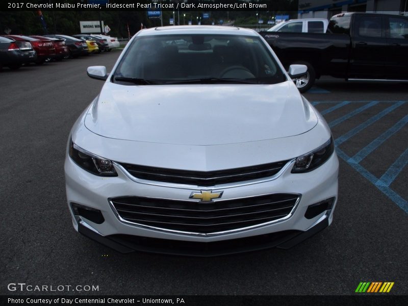Iridescent Pearl Tricoat / Dark Atmosphere/Loft Brown 2017 Chevrolet Malibu Premier