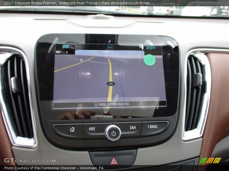 Iridescent Pearl Tricoat / Dark Atmosphere/Loft Brown 2017 Chevrolet Malibu Premier