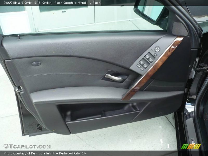 Black Sapphire Metallic / Black 2005 BMW 5 Series 545i Sedan
