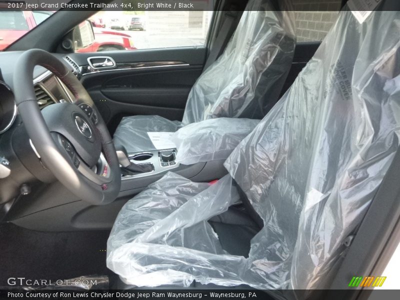 Bright White / Black 2017 Jeep Grand Cherokee Trailhawk 4x4