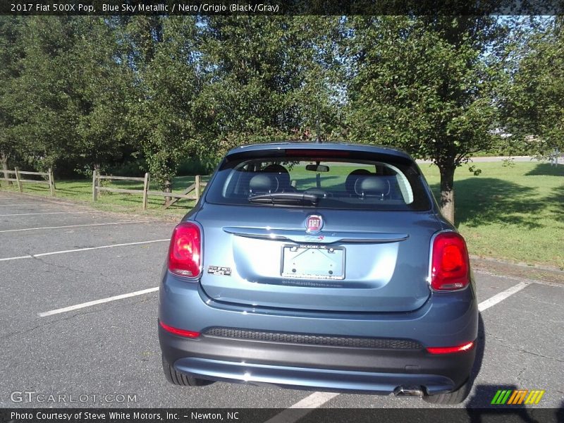 Blue Sky Metallic / Nero/Grigio (Black/Gray) 2017 Fiat 500X Pop