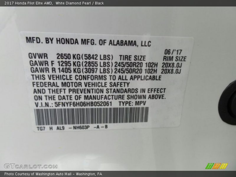 White Diamond Pearl / Black 2017 Honda Pilot Elite AWD