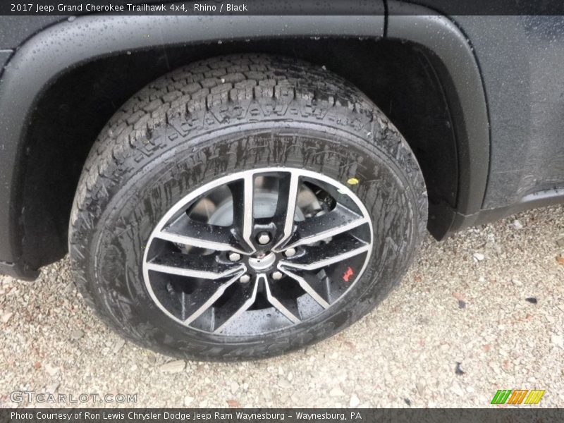 Rhino / Black 2017 Jeep Grand Cherokee Trailhawk 4x4