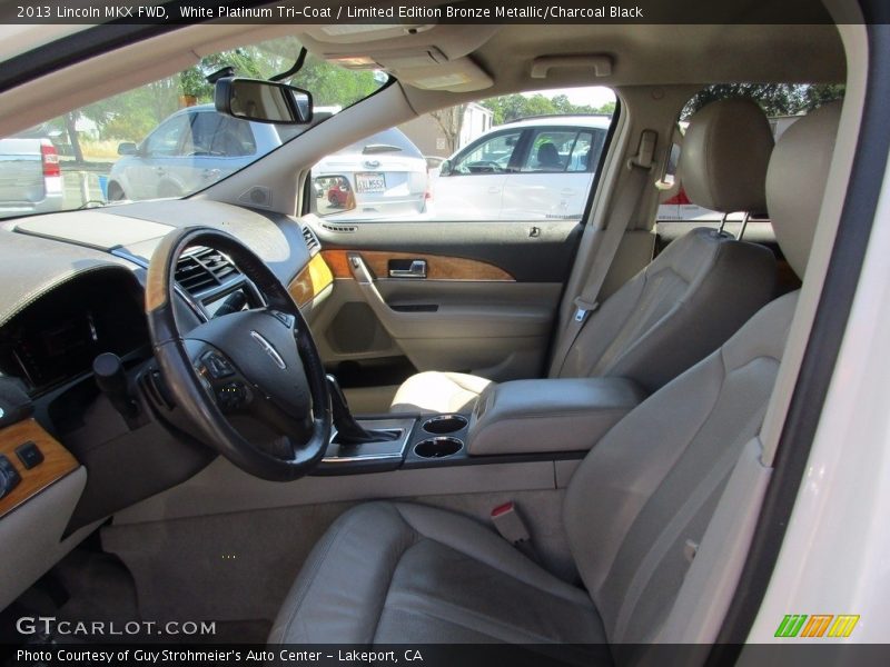 White Platinum Tri-Coat / Limited Edition Bronze Metallic/Charcoal Black 2013 Lincoln MKX FWD