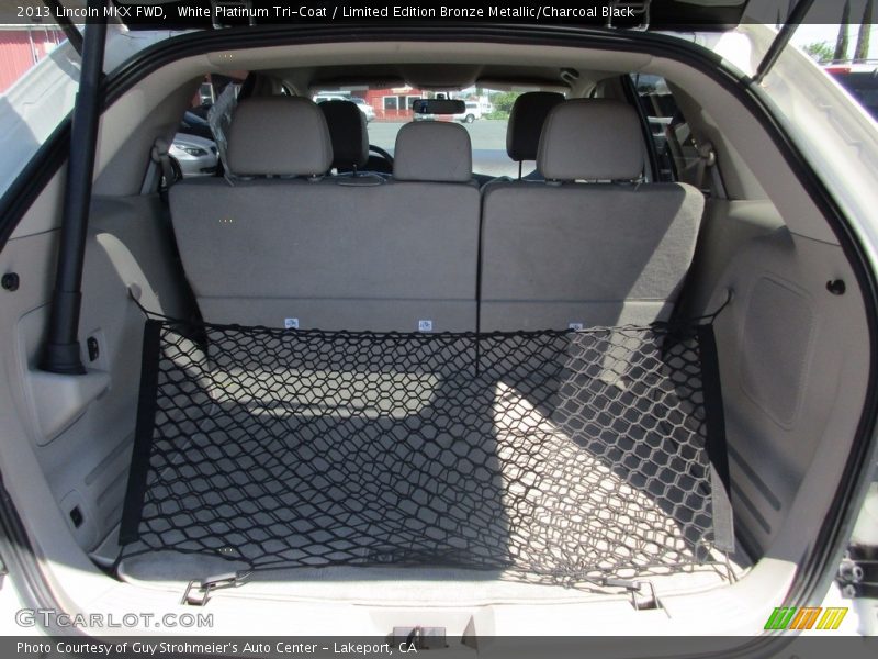 White Platinum Tri-Coat / Limited Edition Bronze Metallic/Charcoal Black 2013 Lincoln MKX FWD