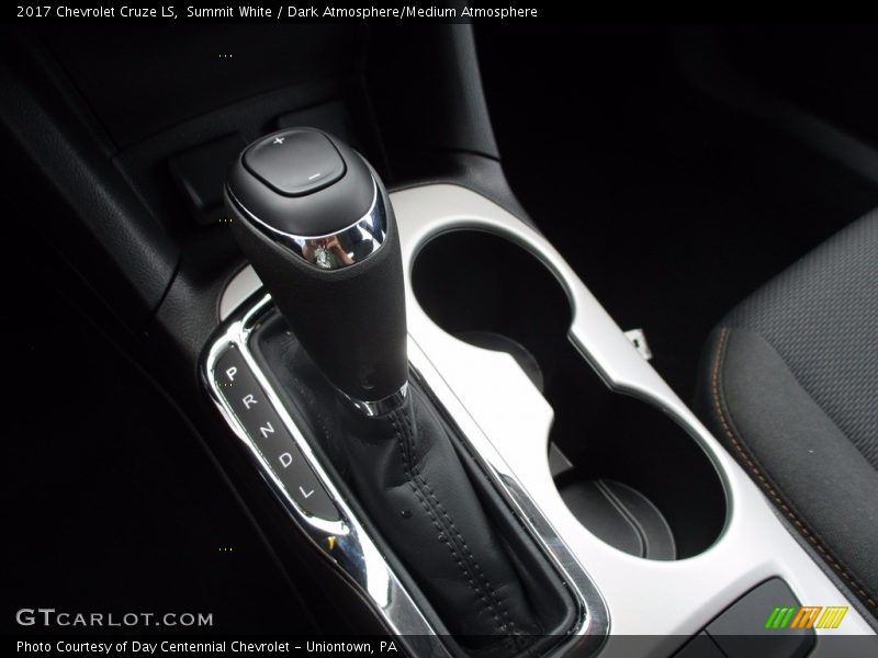 Summit White / Dark Atmosphere/Medium Atmosphere 2017 Chevrolet Cruze LS
