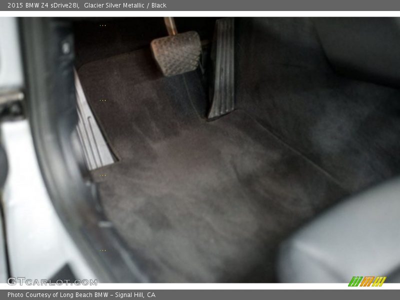 Glacier Silver Metallic / Black 2015 BMW Z4 sDrive28i