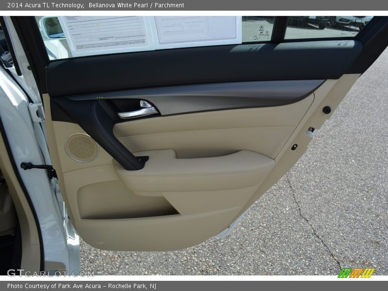 Bellanova White Pearl / Parchment 2014 Acura TL Technology