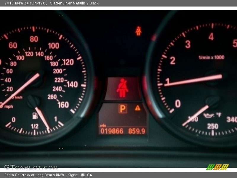 Glacier Silver Metallic / Black 2015 BMW Z4 sDrive28i