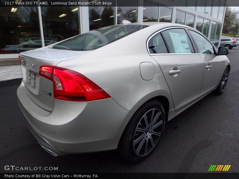 Luminous Sand Metallic / Soft Beige 2017 Volvo S60 T5 AWD