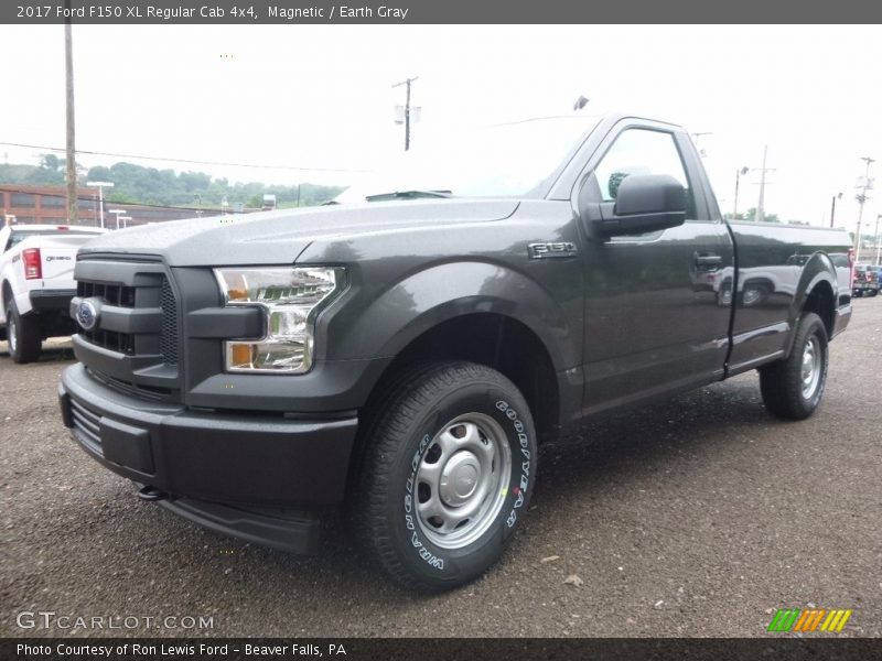Magnetic / Earth Gray 2017 Ford F150 XL Regular Cab 4x4