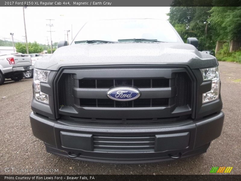 Magnetic / Earth Gray 2017 Ford F150 XL Regular Cab 4x4