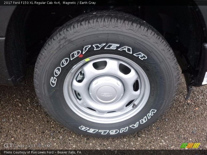 Magnetic / Earth Gray 2017 Ford F150 XL Regular Cab 4x4