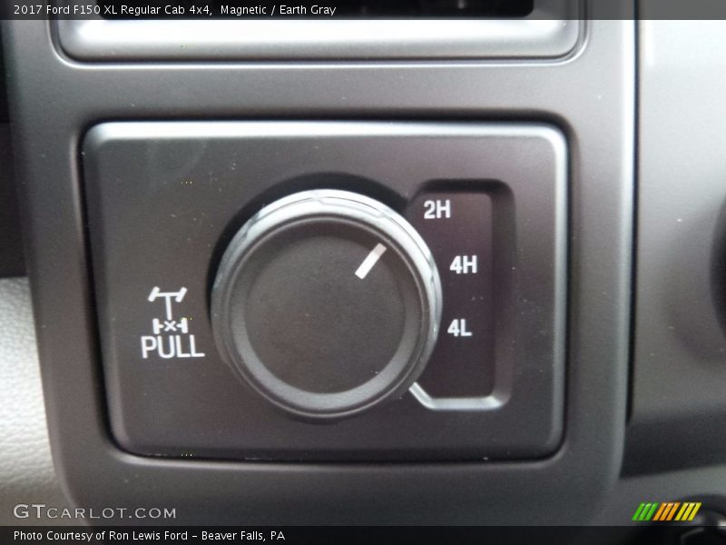 Magnetic / Earth Gray 2017 Ford F150 XL Regular Cab 4x4