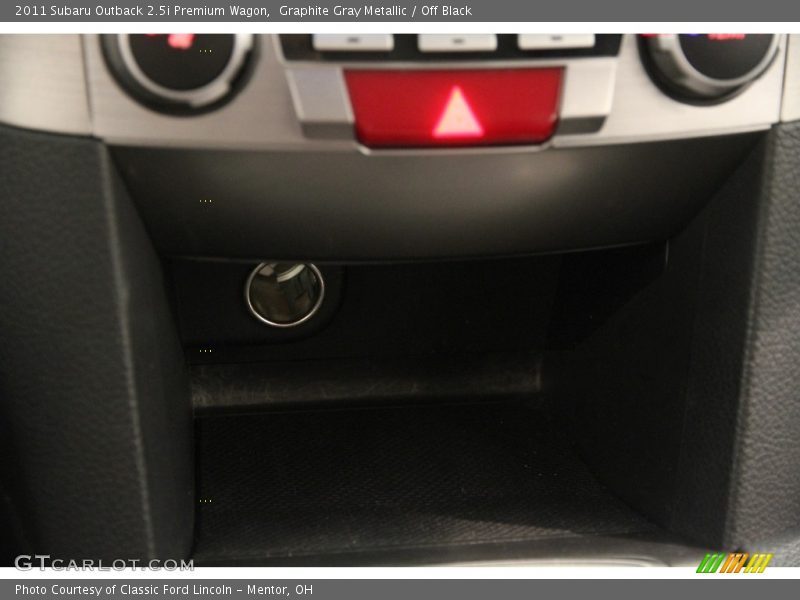 Graphite Gray Metallic / Off Black 2011 Subaru Outback 2.5i Premium Wagon