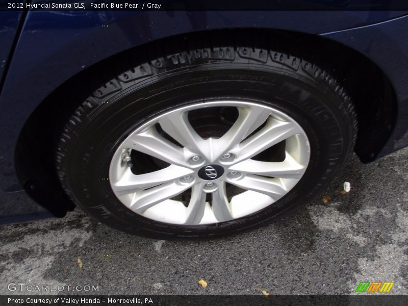 Pacific Blue Pearl / Gray 2012 Hyundai Sonata GLS