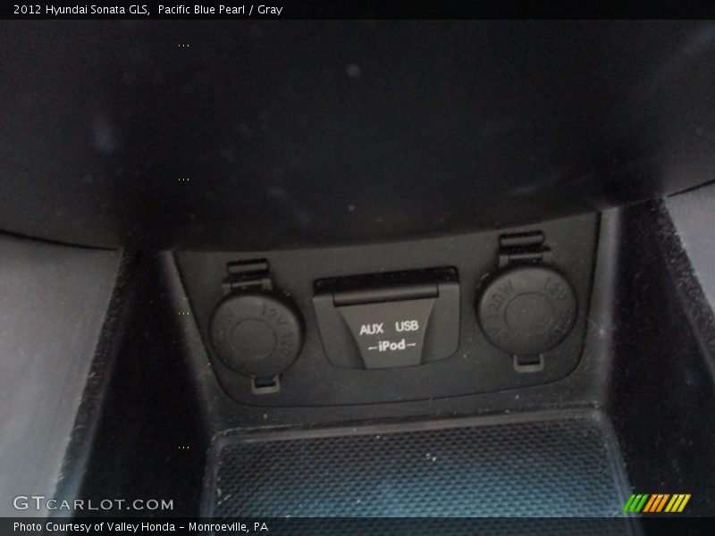 Pacific Blue Pearl / Gray 2012 Hyundai Sonata GLS