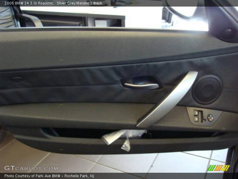 Silver Grey Metallic / Black 2006 BMW Z4 3.0i Roadster