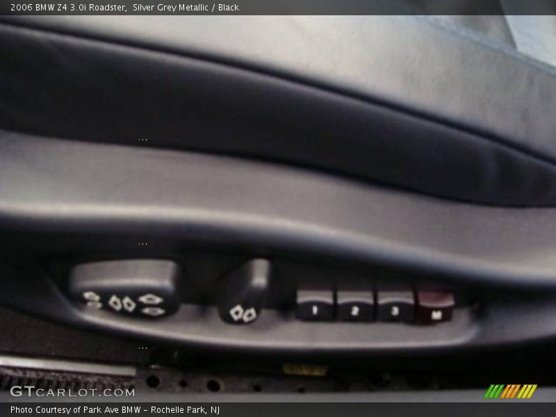 Silver Grey Metallic / Black 2006 BMW Z4 3.0i Roadster