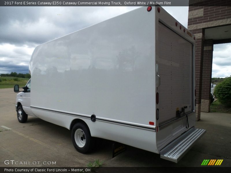 Oxford White / Medium Flint 2017 Ford E Series Cutaway E350 Cutaway Commercial Moving Truck
