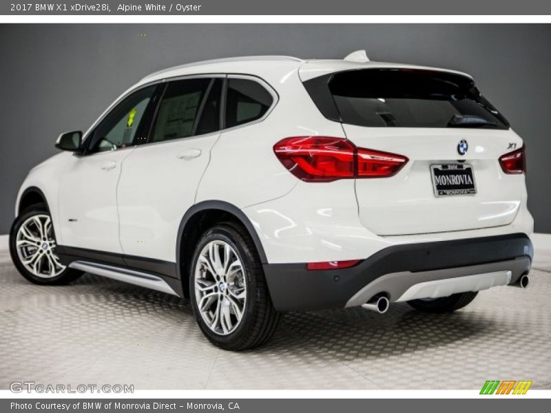Alpine White / Oyster 2017 BMW X1 xDrive28i
