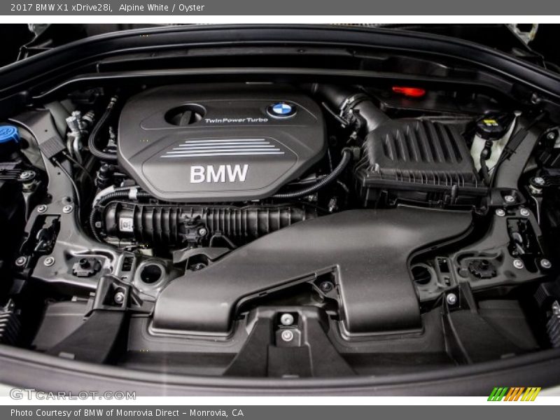 Alpine White / Oyster 2017 BMW X1 xDrive28i