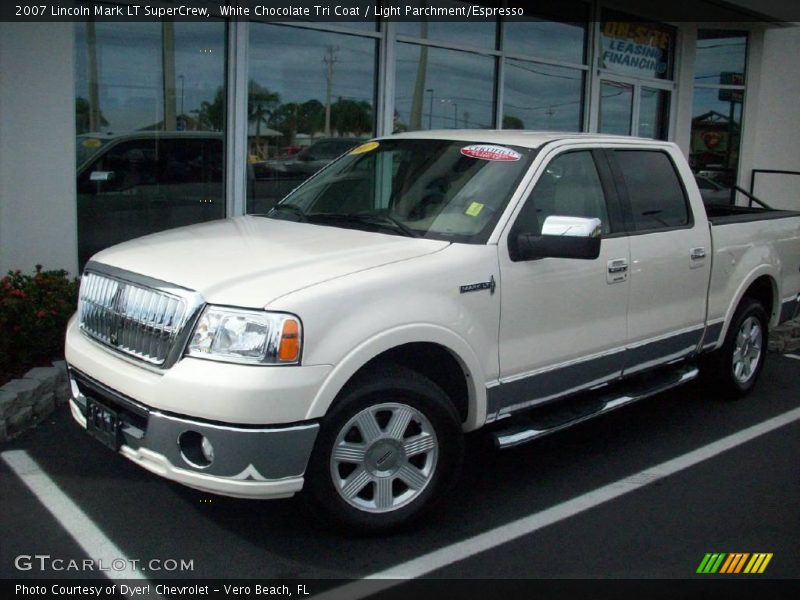 White Chocolate Tri Coat / Light Parchment/Espresso 2007 Lincoln Mark LT SuperCrew