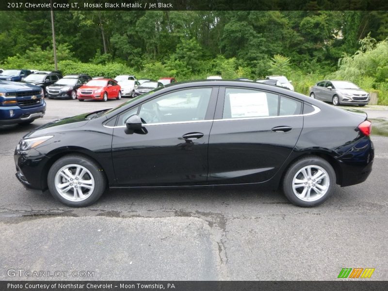 Mosaic Black Metallic / Jet Black 2017 Chevrolet Cruze LT
