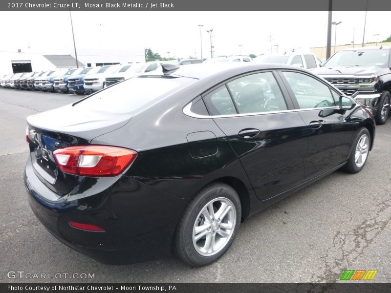 Mosaic Black Metallic / Jet Black 2017 Chevrolet Cruze LT