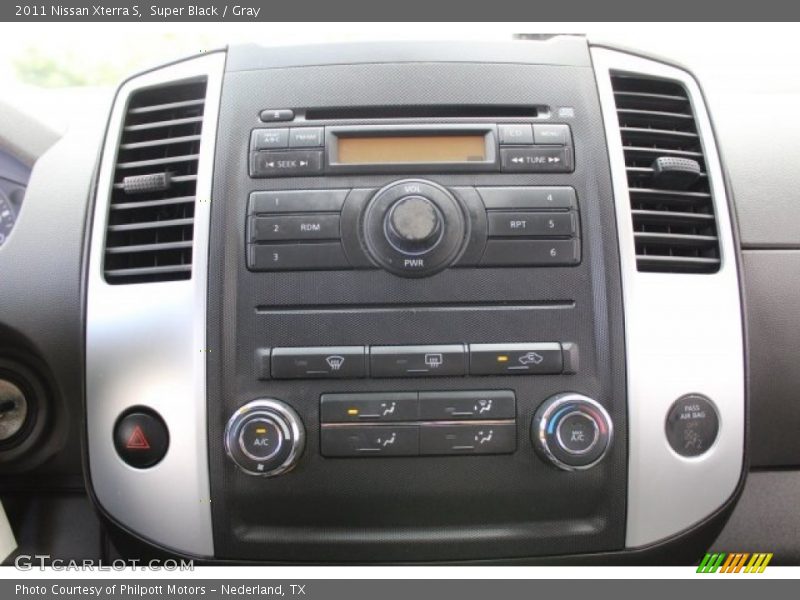 Super Black / Gray 2011 Nissan Xterra S