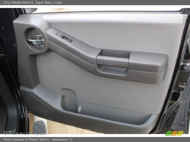 Super Black / Gray 2011 Nissan Xterra S