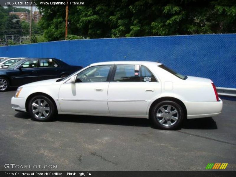 White Lightning / Titanium 2006 Cadillac DTS